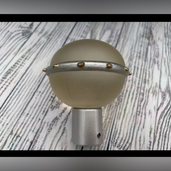 Vintage RARE Ikea Frosted Glass Round Orbit Globe Silver Curtain Rod Finials - Picture 11 of 11